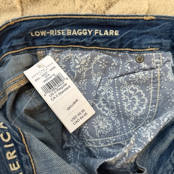 NWT American Eagle low rise baggy flare jeans Size 0 - Picture 10 of 14